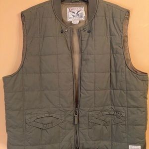 Men’s outer wear vest, double zip with pockets